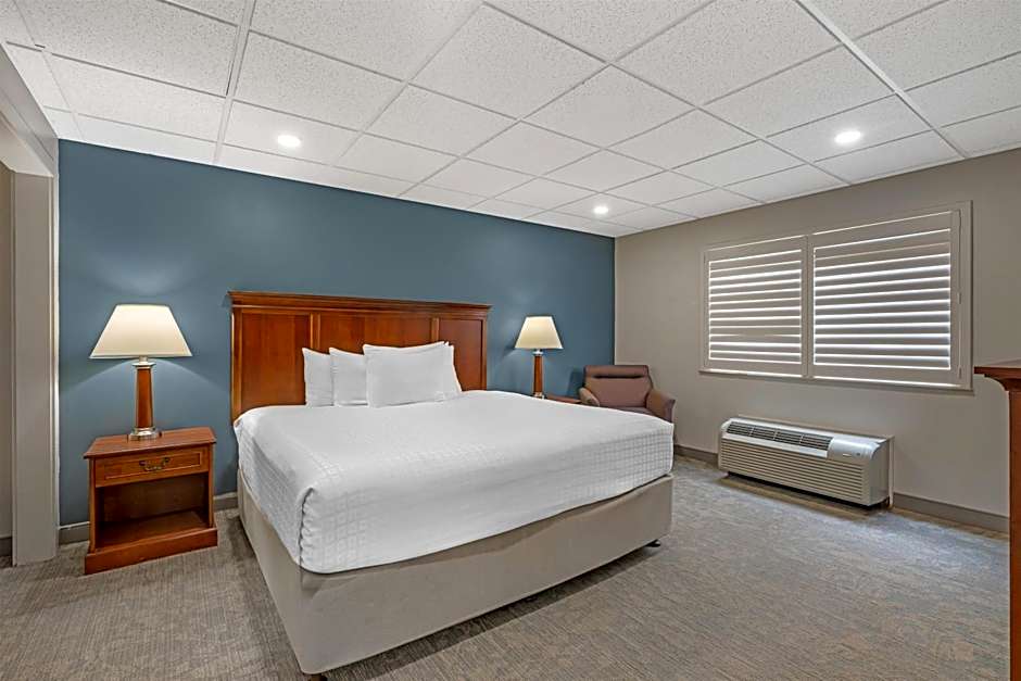 Best Western Plus Clocktower Inn