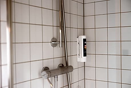 Bed in a 10 beds Female dormitory with private bathroom