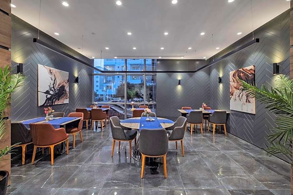 Grand Sapphire City Hotel