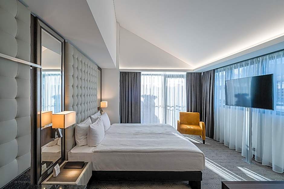 Hotel Congress