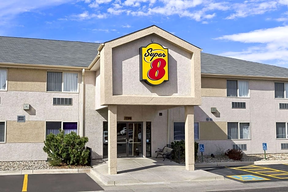 Super 8 by Wyndham Colorado Springs Airport
