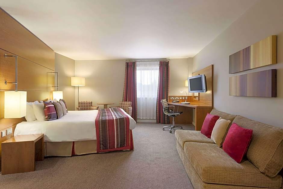 Photo 1 of 1 of Executive 1 King Bed