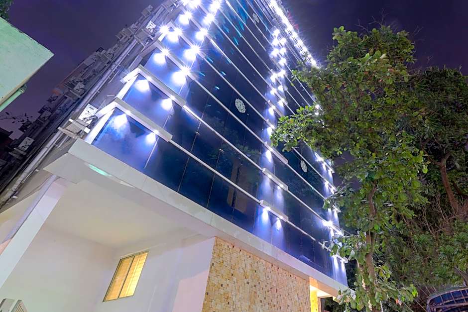 Capital O Hotel 24 Plus