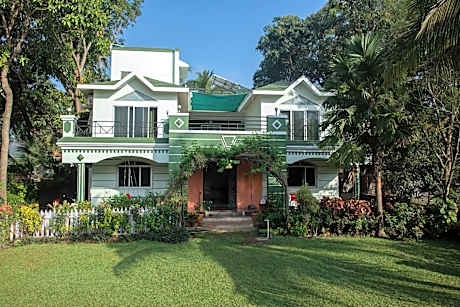 Ghanvatkar Bunglow Resort