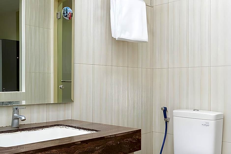 RedDoorz @ Malabar Street