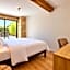 Le Domaine de Baulieu, Singuliers Hotels