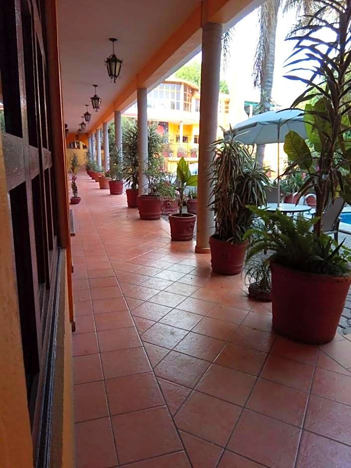 Hotel Plaza del Sol