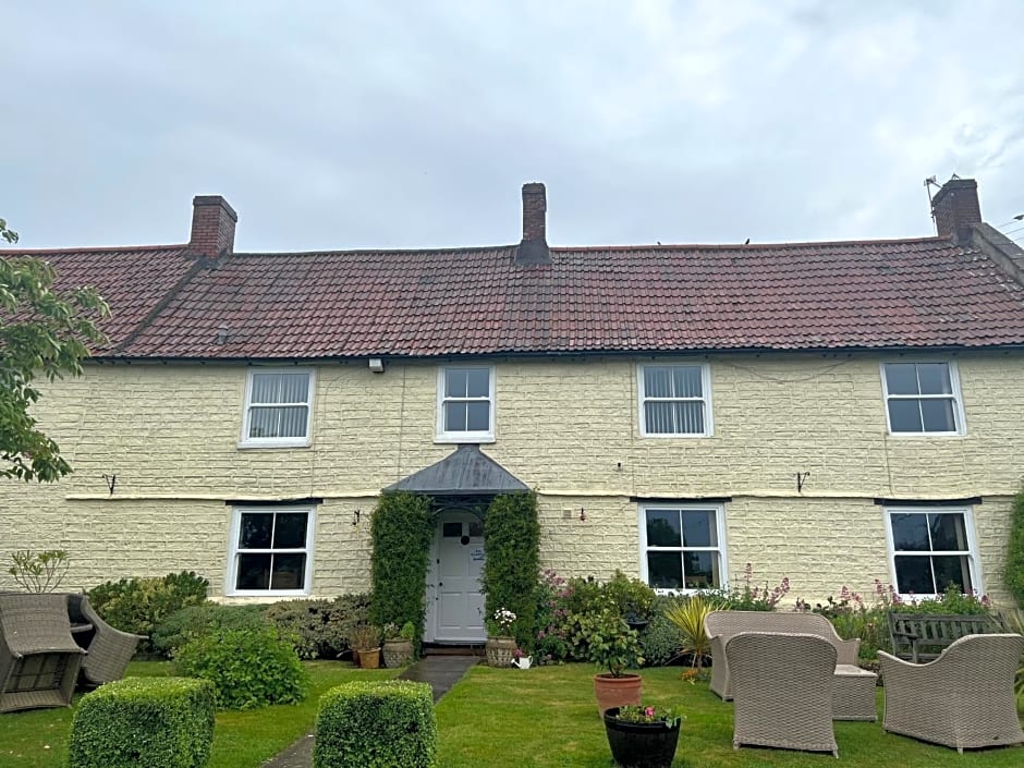 The Lawns Tea Room and B&B