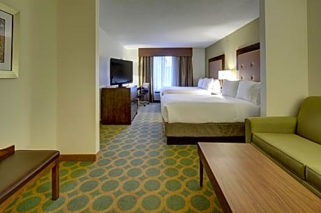 2 Queen Beds Suite