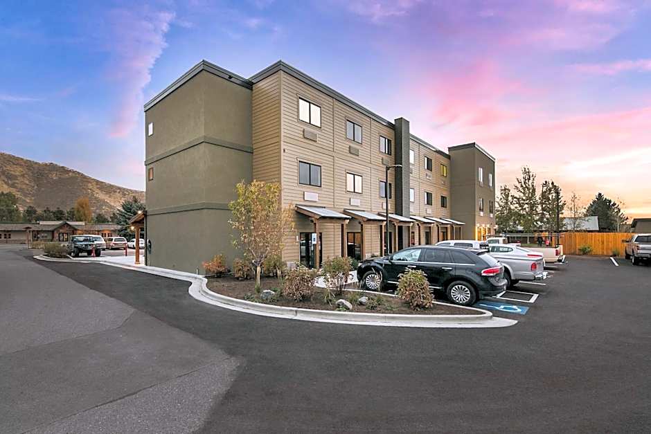 Silver Creek Hotel