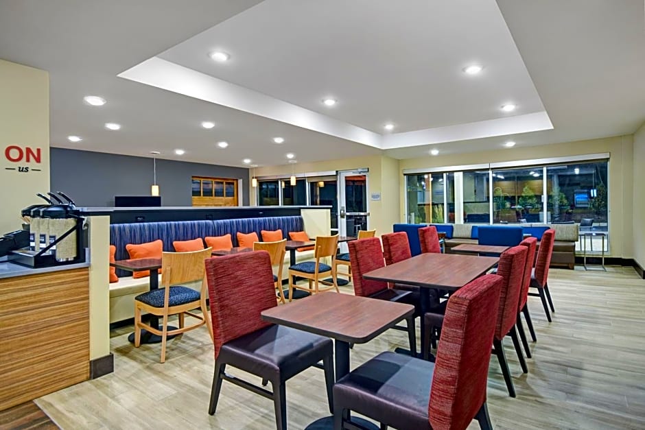 TownePlace Suites by Marriott Grand Rapids Wyoming