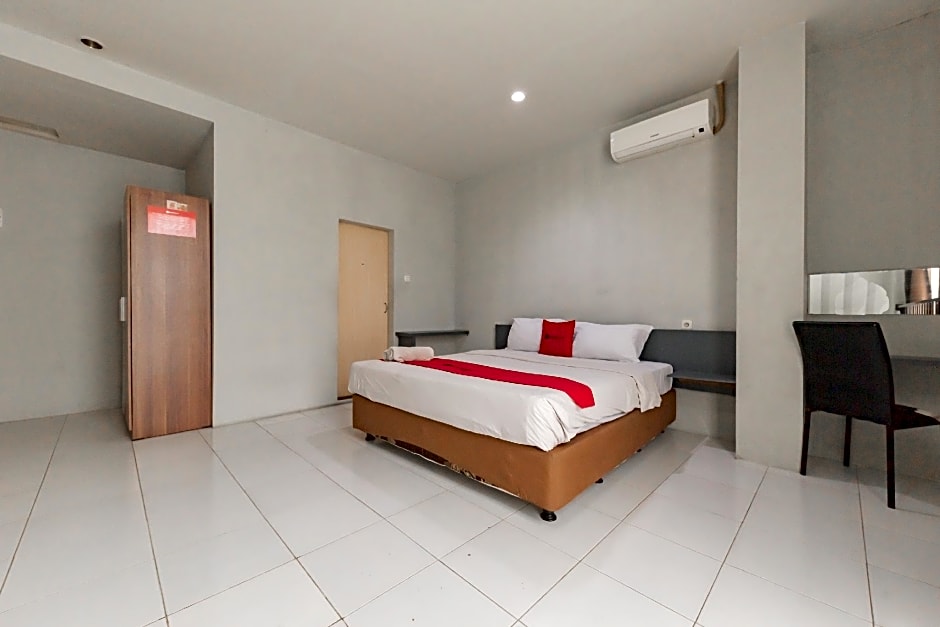 RedDoorz @ Pelajar Pejuang 3