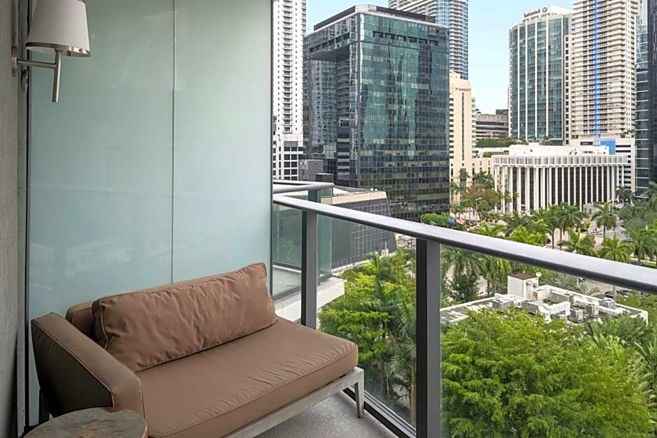 Photo 1 of 8 of Deluxe 1 King Bed, City View, Balcony