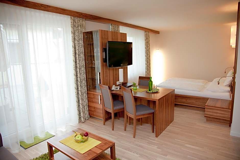 Hotel-Restaurant Teuschler-Mogg Bad Waltersdorf inklusiv Genusscard