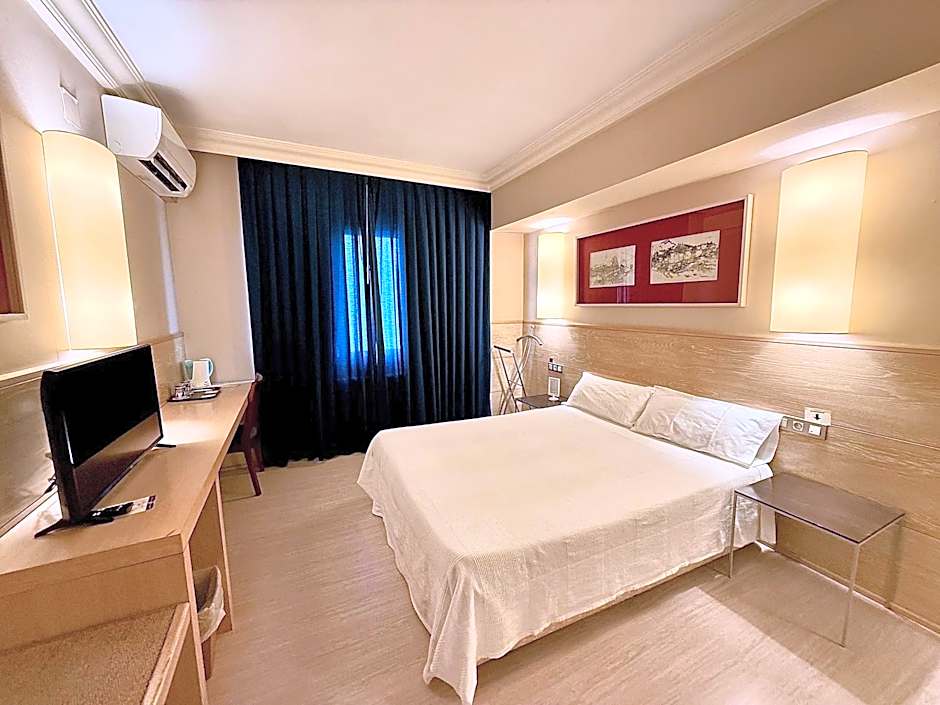 Photo 1 of 50 of Hotel Virrey
