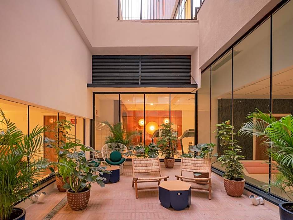 Ibis Styles Sevilla Santa Justa