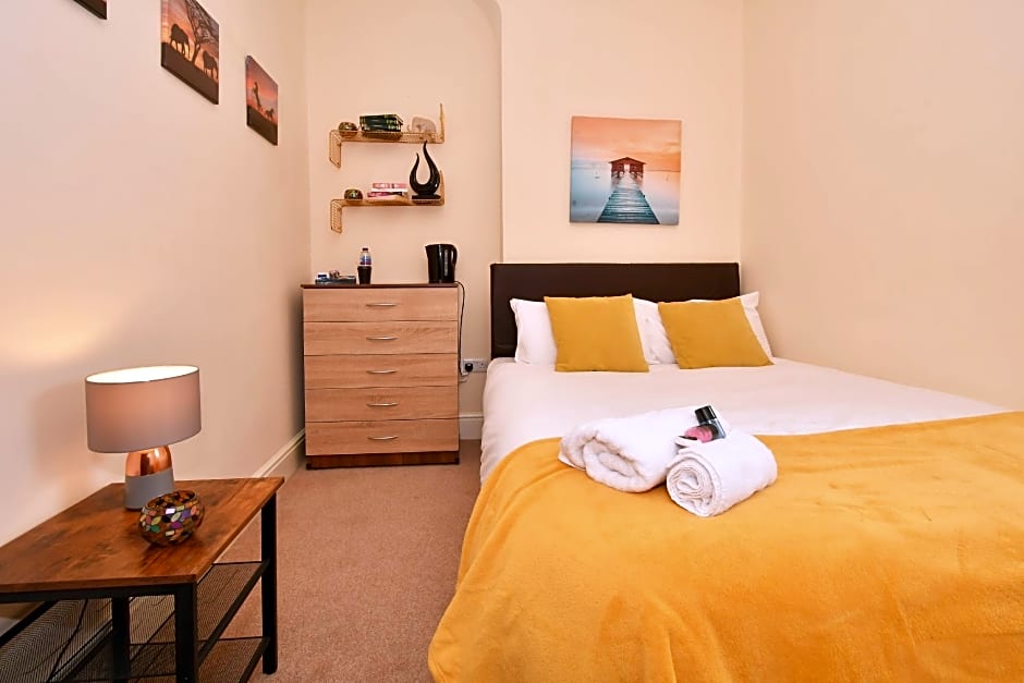 Townhouse @ 178 Ruskin Road Crewe