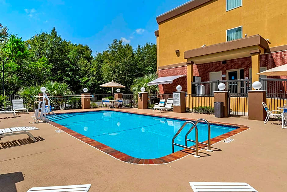 Comfort Suites Biloxi/Ocean Springs