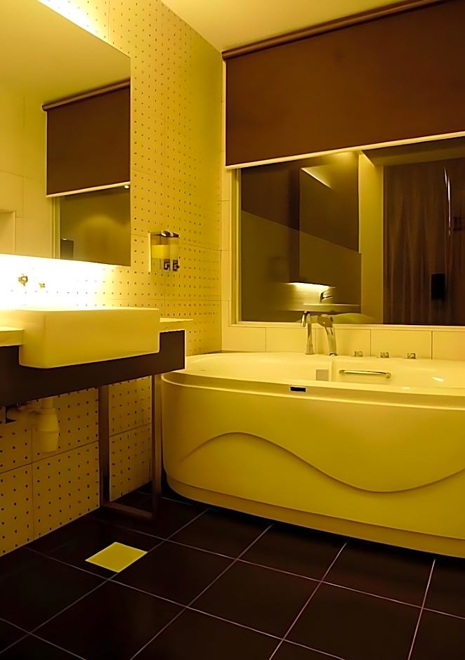 Hotel Austin Paradise - Taman Pulai Utama