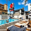 The Dixie Hollywood Hotel