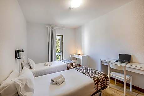 Twin Room with Shared Toilet