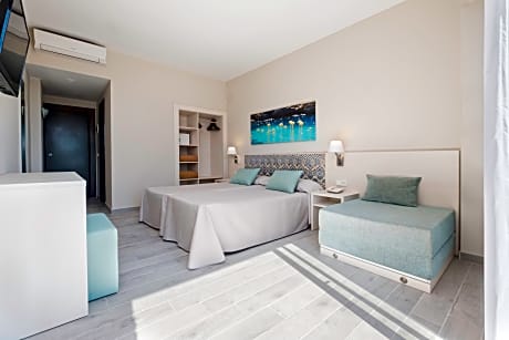 DOUBLE STANDARD 3 ADULTS