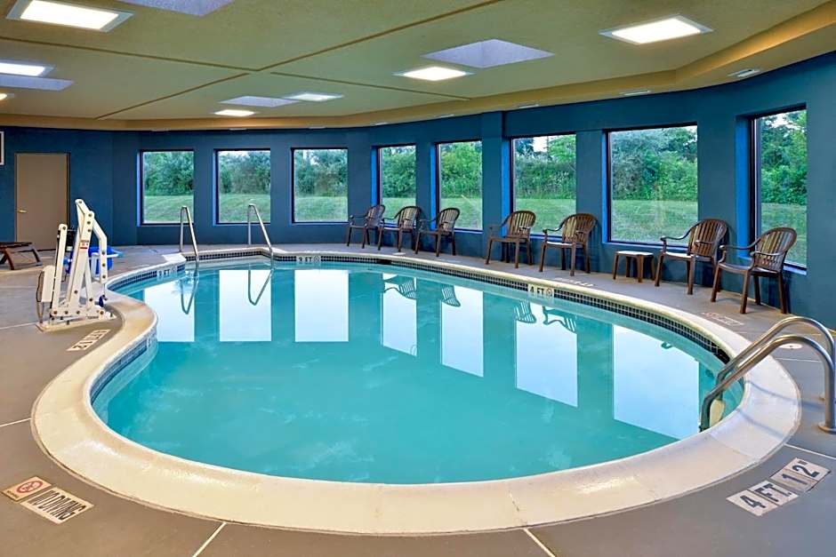 Holiday Inn Express Lewisburg - New Columbia By IHG