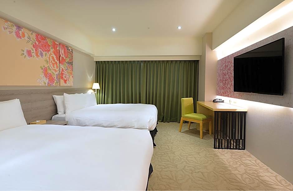 Aeris International Hotel