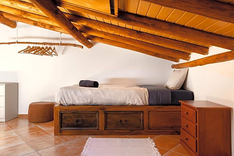 Aldeia Caiçara Surf House
