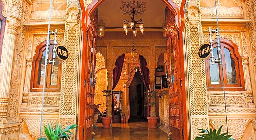 Hotel Lal Garh Fort And Palace