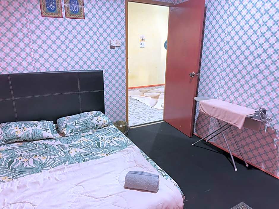 VIE HOMESTAY TAWAU