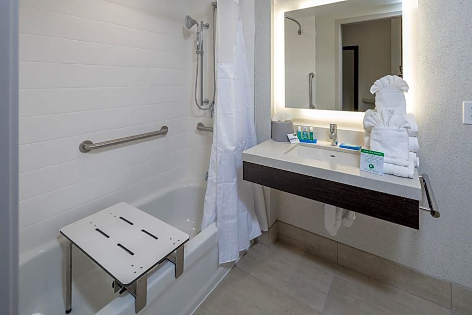 Holiday Inn Express Sunnyvale - Silicon Valley By IHG