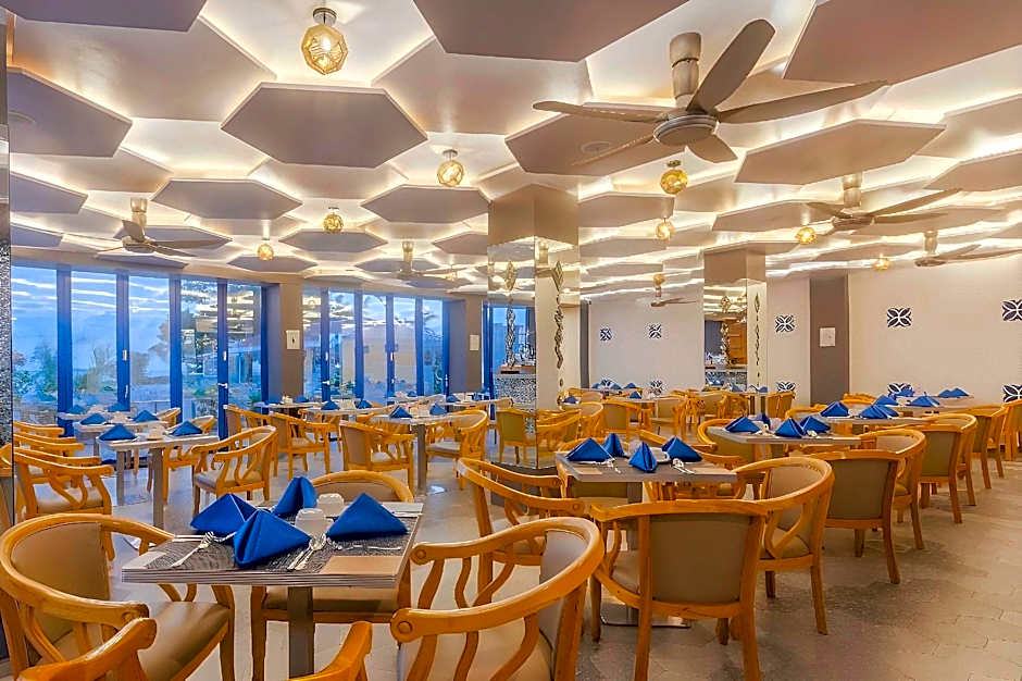 Kaani Palm Beach at Maafushi