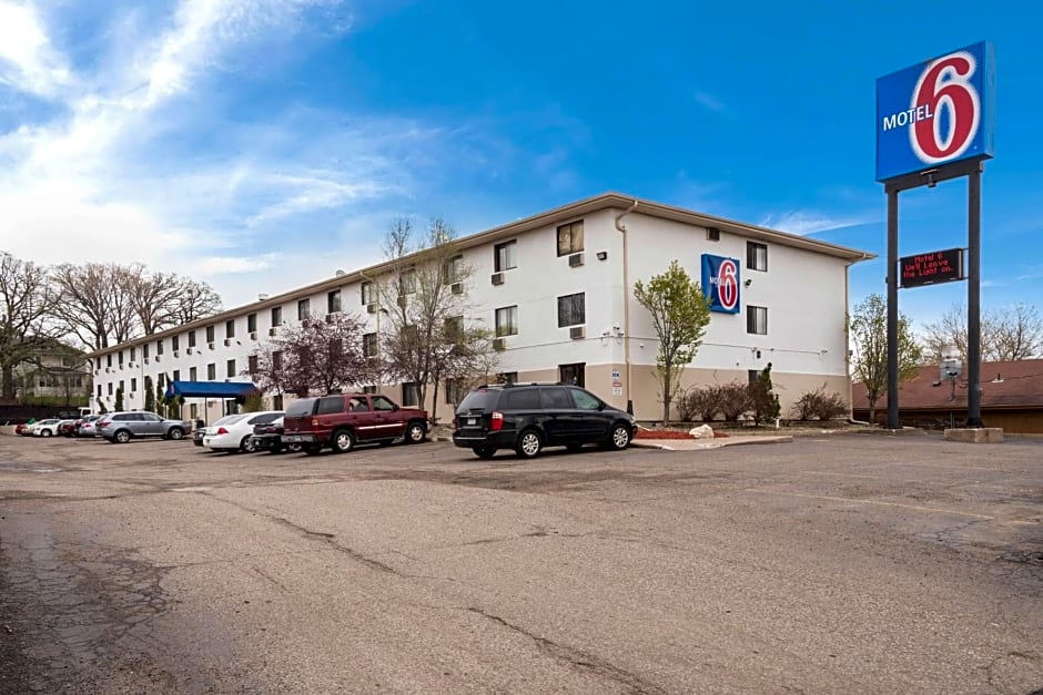Motel 6-Saint Paul, MN - I-94