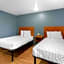Extended Stay America Select Suites - Cleveland - Airport