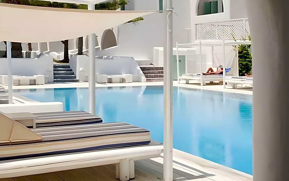 Daedalus Hotel