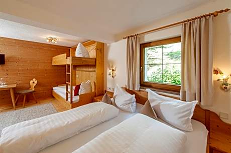 Double Room with Sofa Bed (2 - 4 Adults)