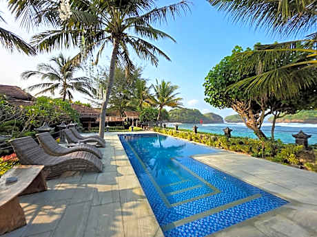 Istana Ombak Eco Resort