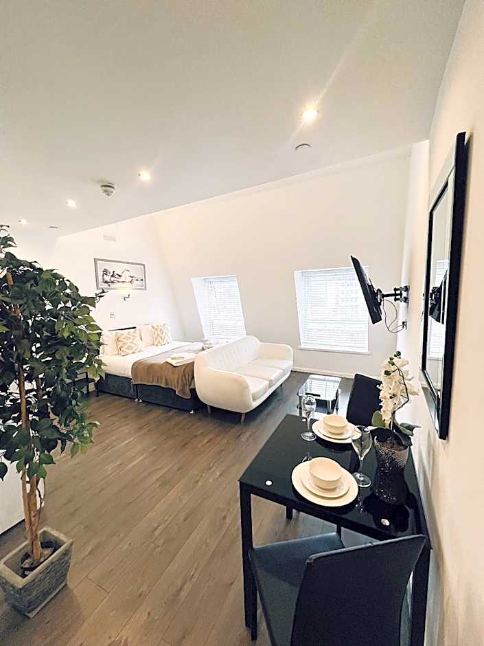Fox House Studios, City centre Aparthotel