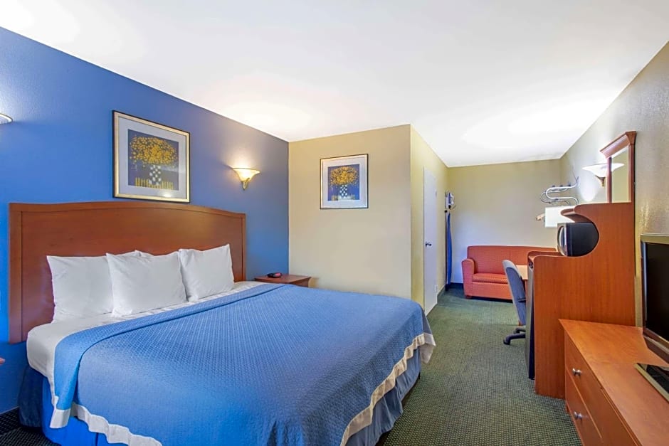 Days Inn by Wyndham Elmsford