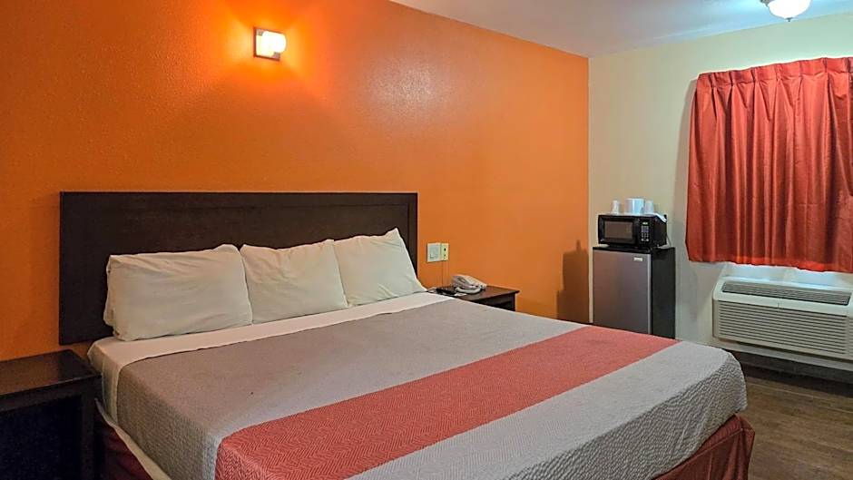 Motel 6-Blythe, CA - South