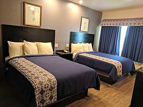 2 Queen Beds Deluxe Non-Smoking