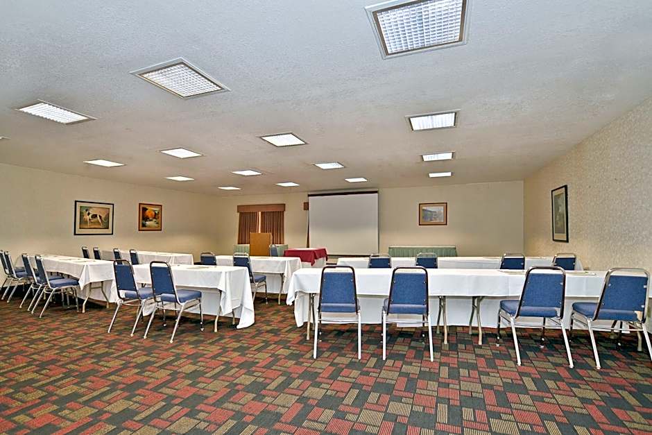 Ramada by Wyndham Kent Seattle Area