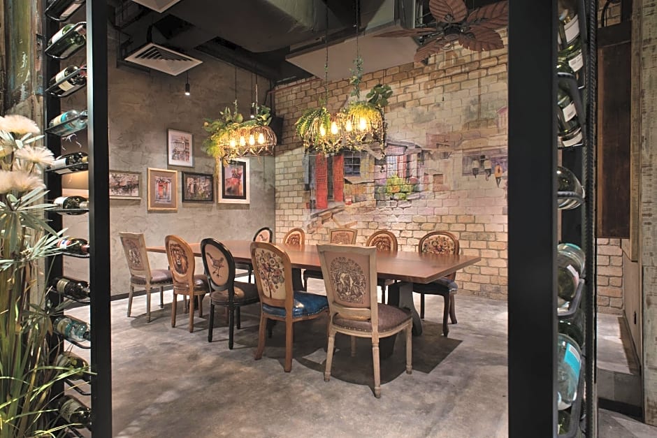 Vangohh Eminent Hotel & Spa