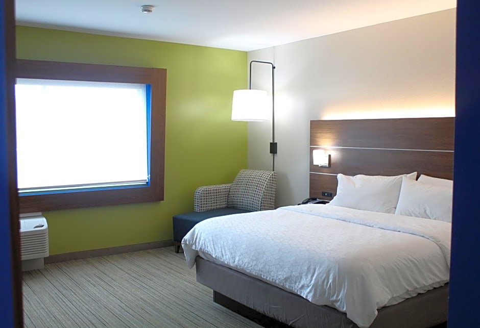 Holiday Inn Express & Suites - Latta, an IHG Hotel