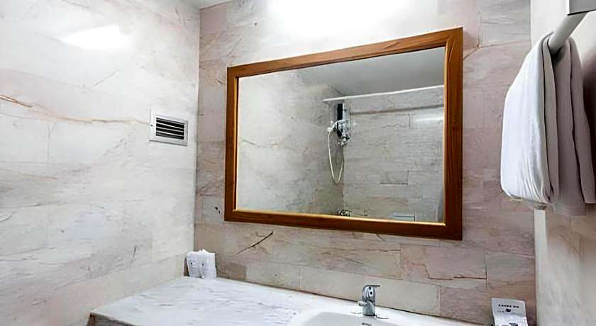 Pailyn Phitsanulok Hotel