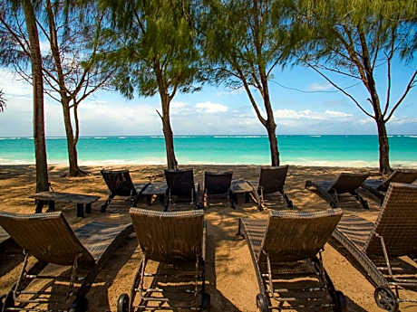 Bahari Dhow Beach Villas