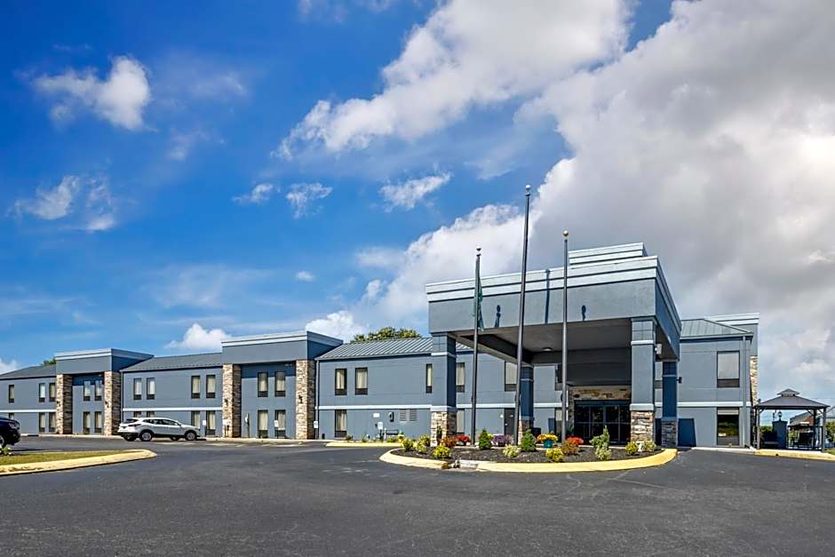 Quality Inn Clarksville - Exit 11