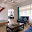 Stephna Residence