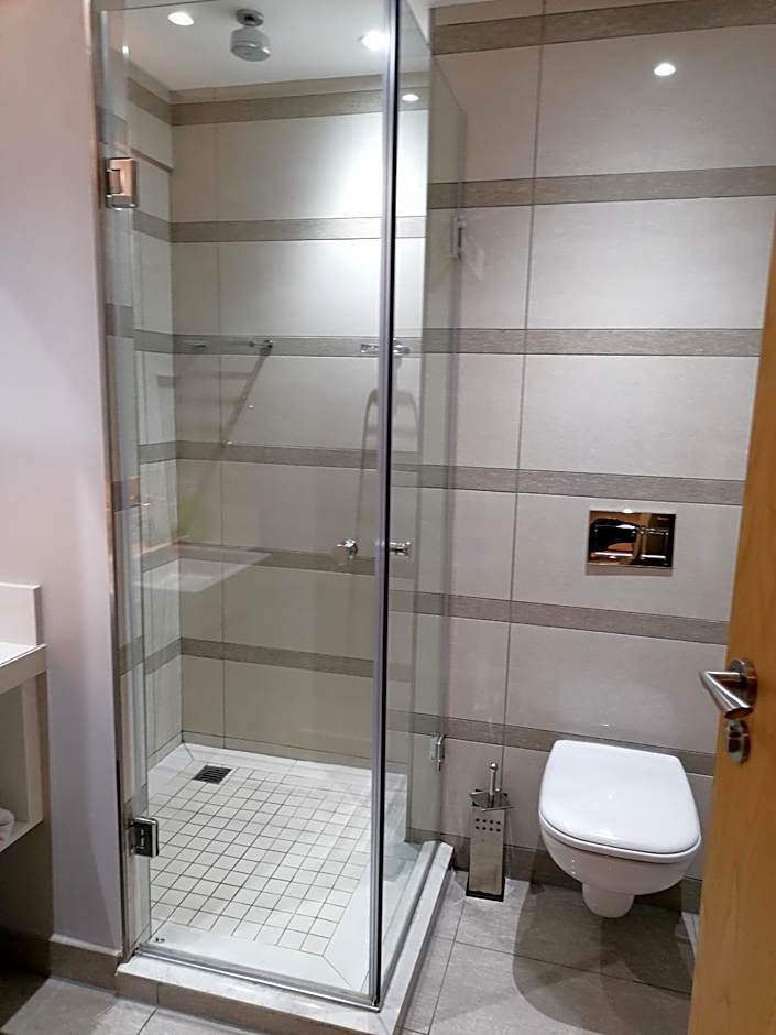 The Pearls of Umhlanga, or Oceans Apts